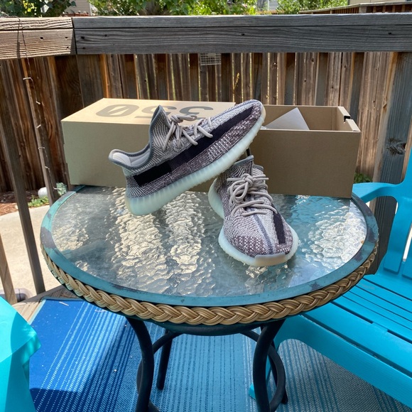 Yeezy ZYON 350 - Picture 1 of 6